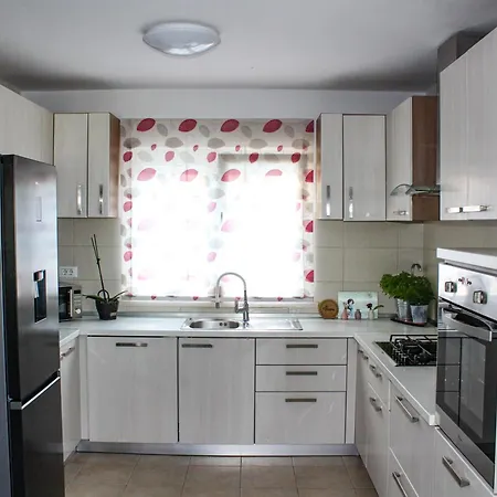 Apartment Marija Zrnovo