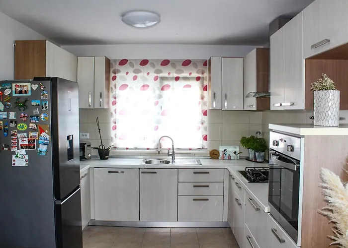 Apartment Marija Zrnovo